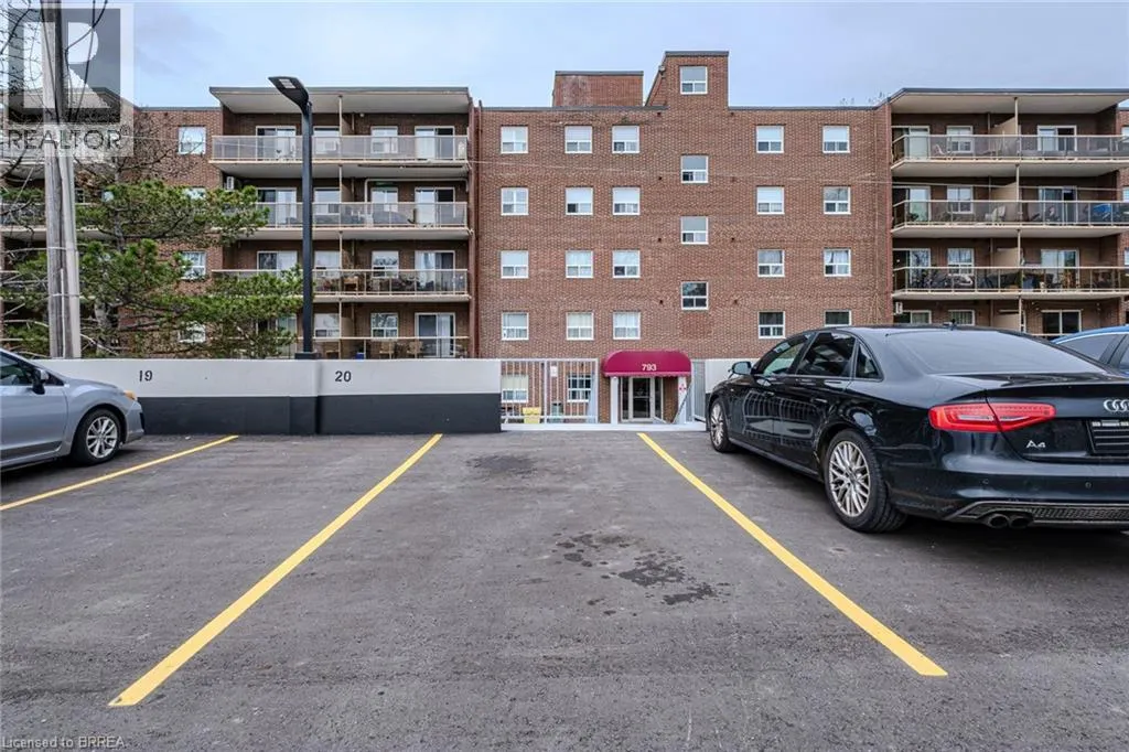 793 COLBORNE Street Unit# 117, #117