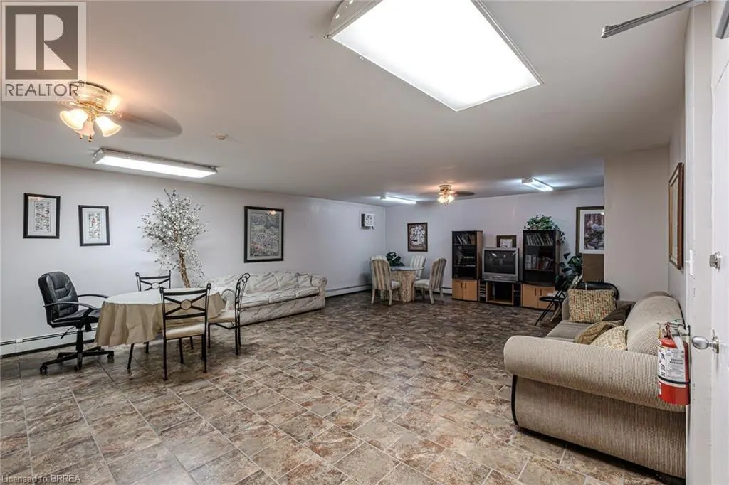 793 COLBORNE Street Unit# 117, #117