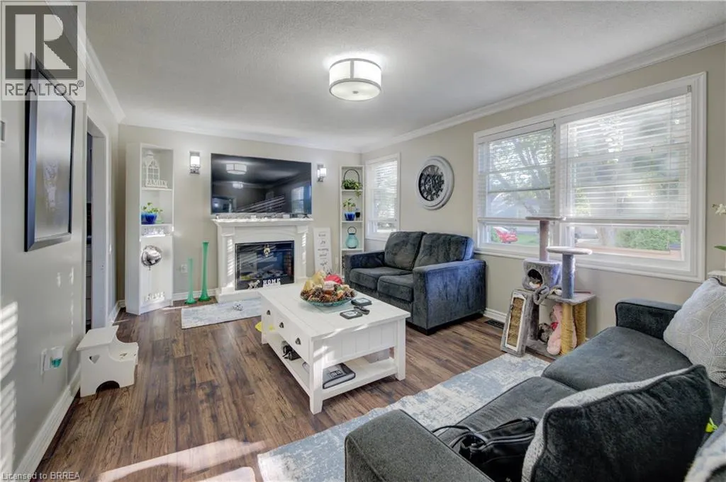 1 LONGFELLOW Avenue