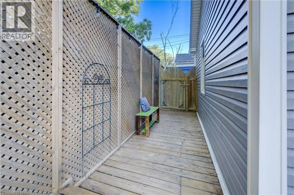 1 LONGFELLOW Avenue