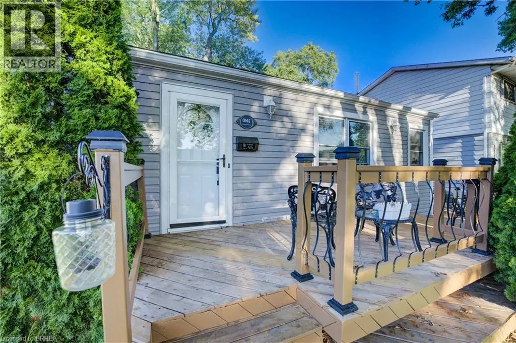 1 LONGFELLOW Avenue