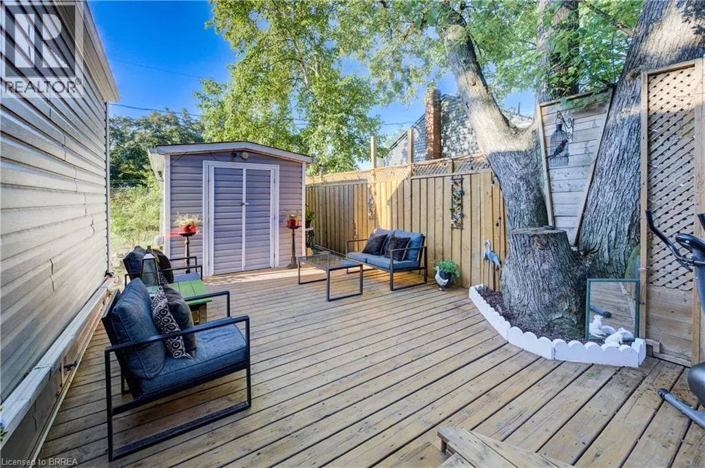 1 LONGFELLOW Avenue