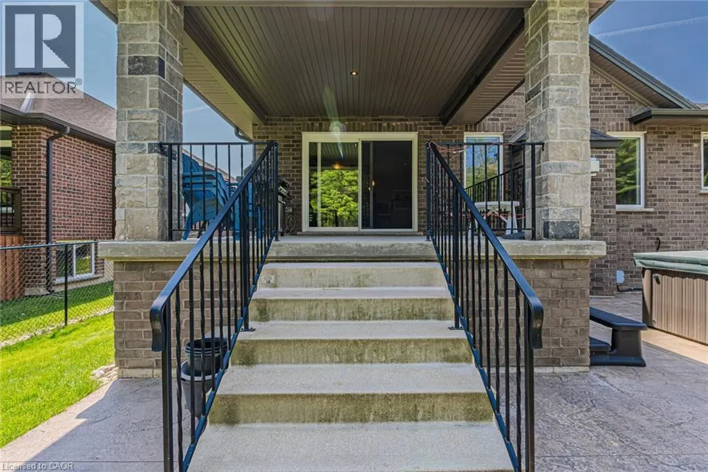 134 ANGLER Avenue