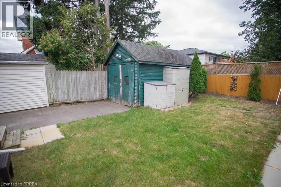 166 BROCK Street