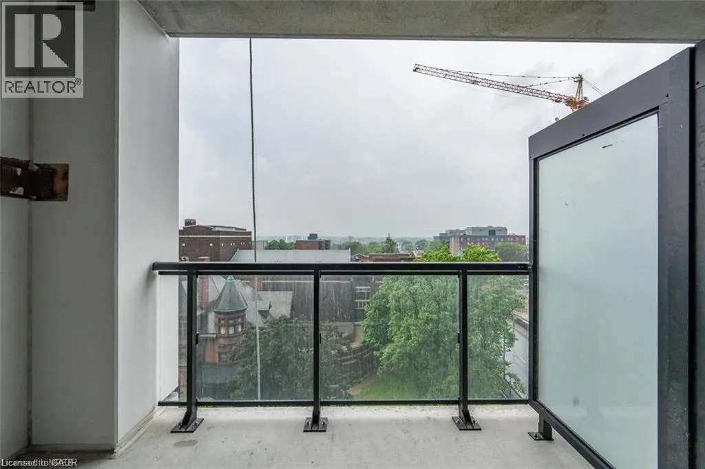 15 QUEEN Street S Unit# 805, #805