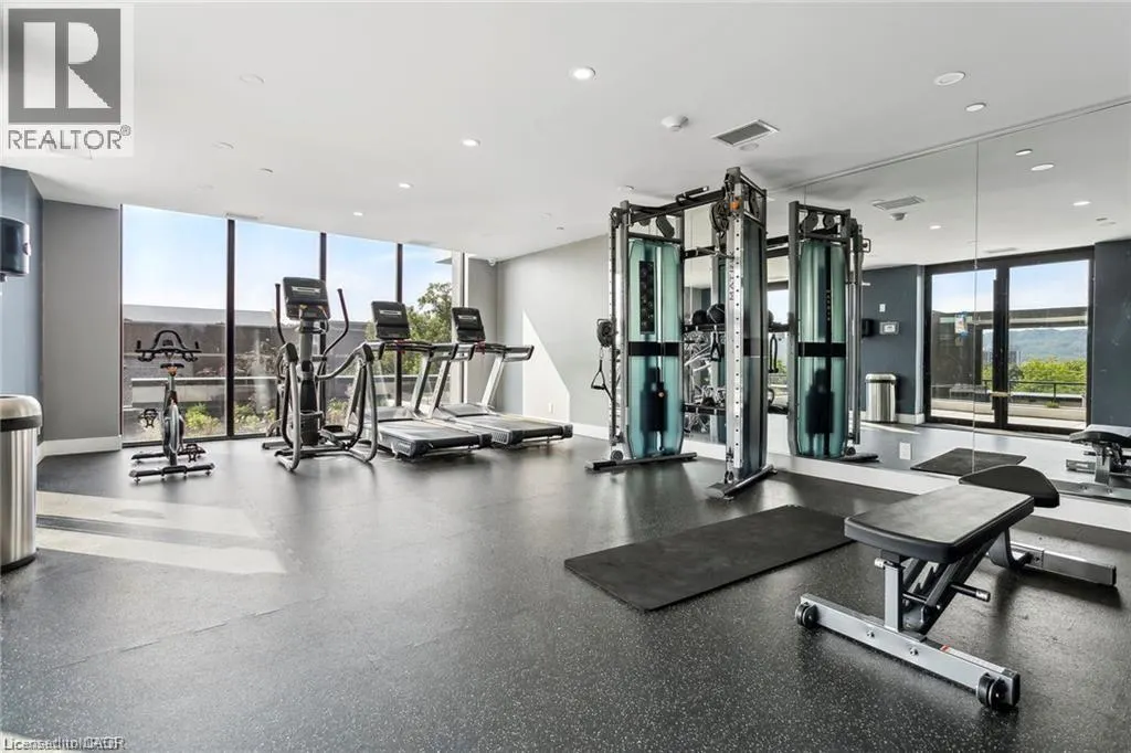 15 QUEEN Street S Unit# 805, #805
