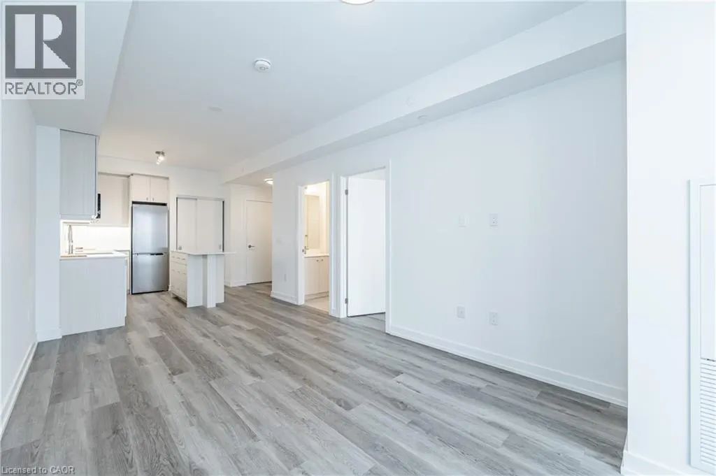 15 WELLINGTON Street S Unit# 907, #907