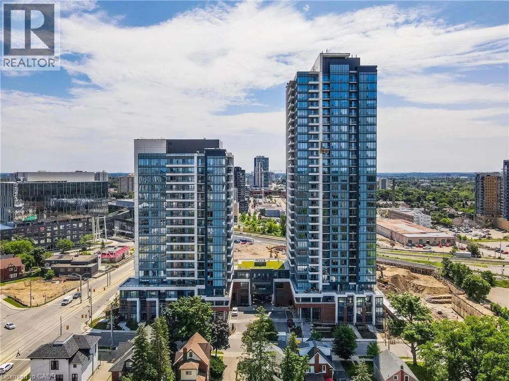 15 WELLINGTON Street S Unit# 907, #907