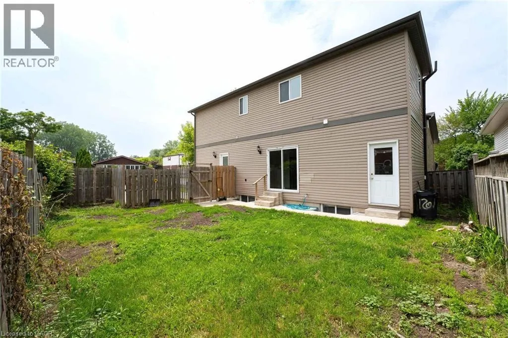 120 JANSEN Avenue