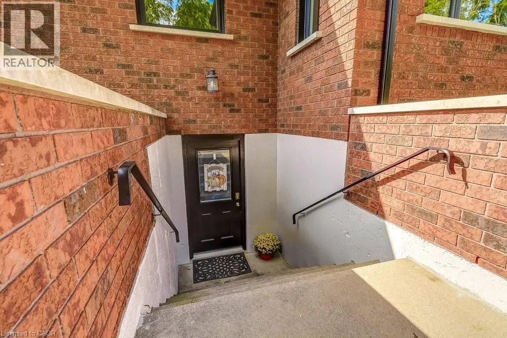 542 PARIS Road