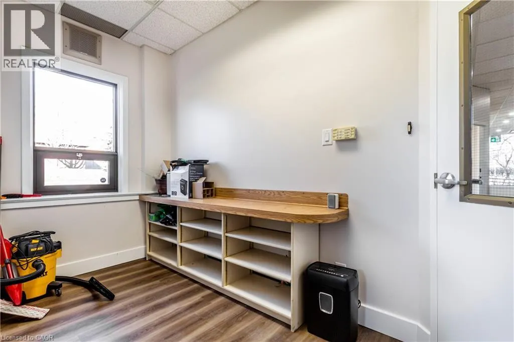 275 LAWRENCE Avenue Unit# 7, #7