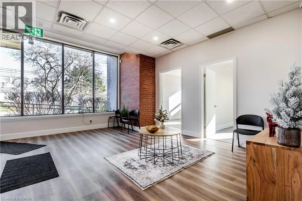 275 LAWRENCE Avenue Unit# 7, #7