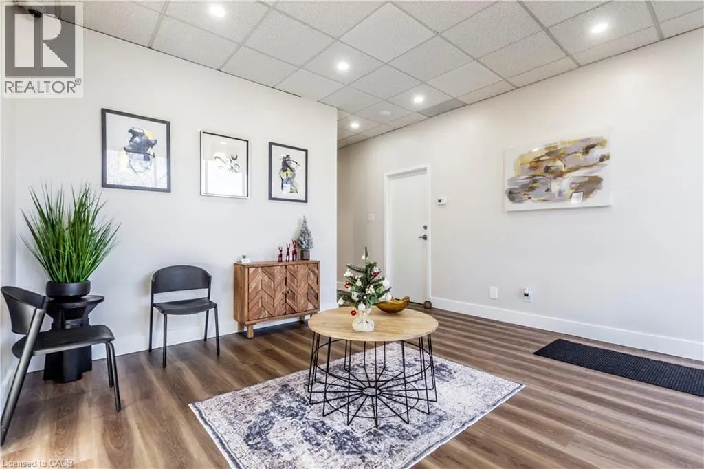 275 LAWRENCE Avenue Unit# 7, #7