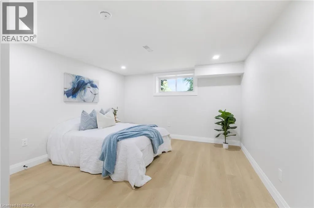9 VENTNOR Court
