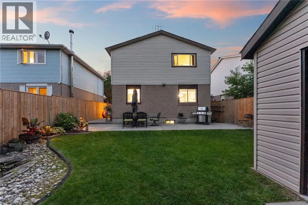 16 DRAKES Drive
