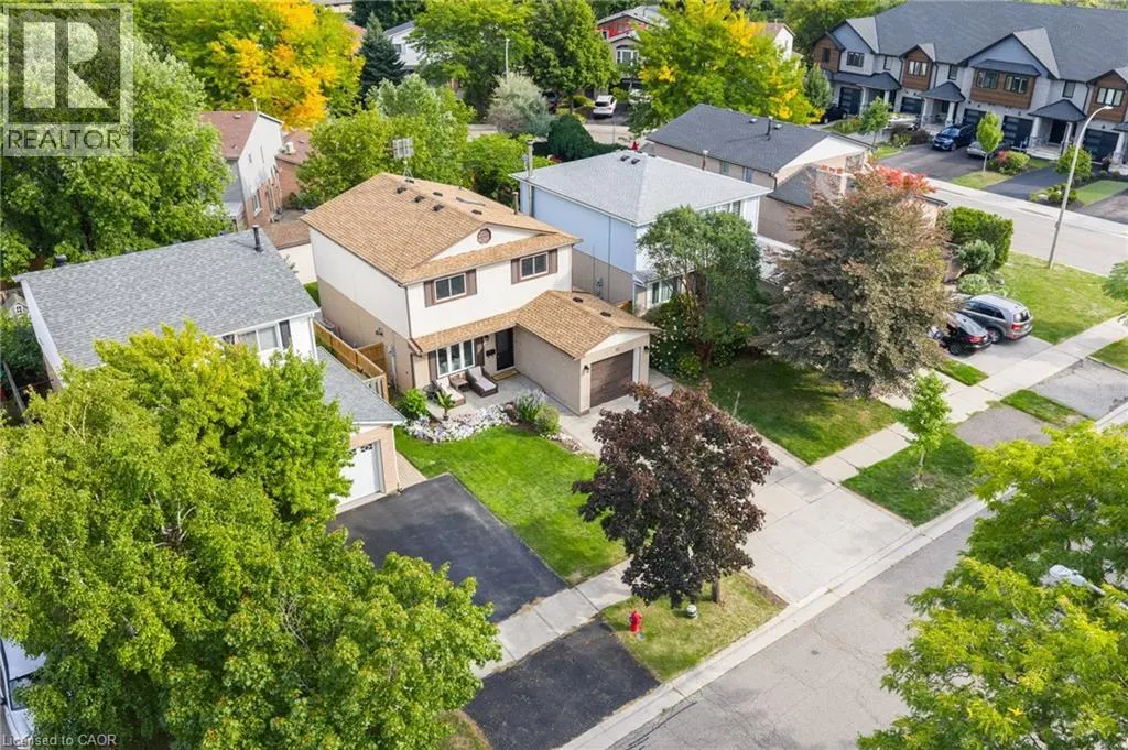 16 DRAKES Drive