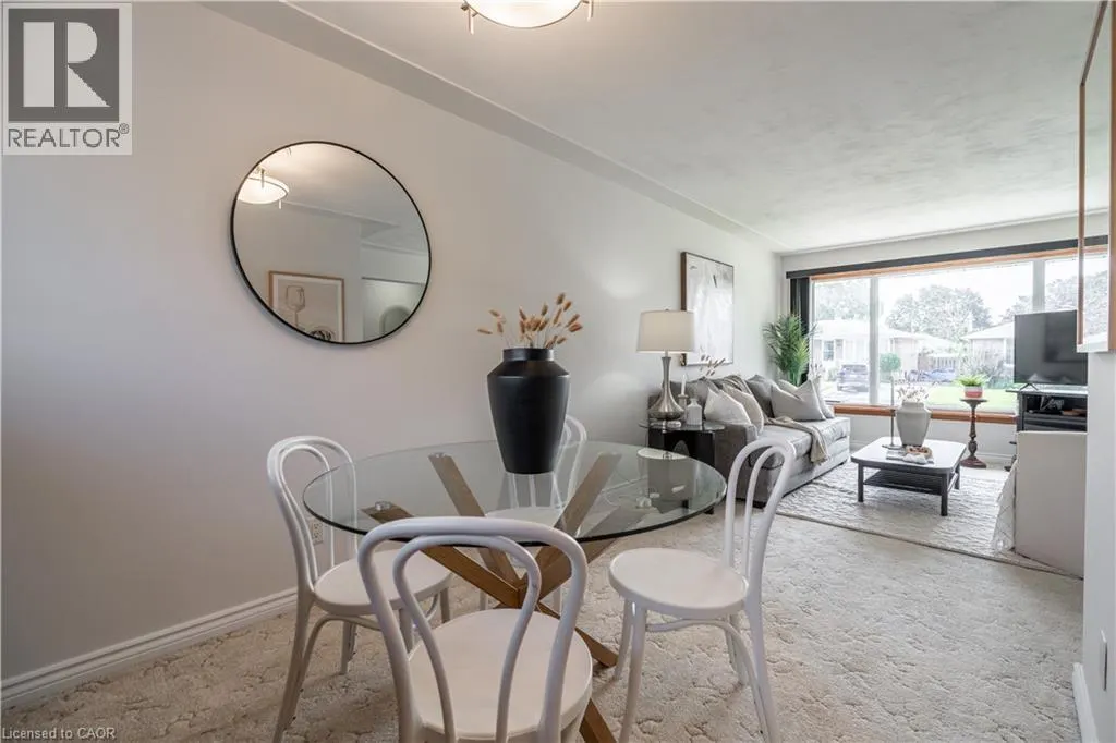 7 KENWOOD Crescent