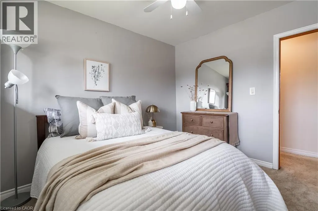 7 KENWOOD Crescent
