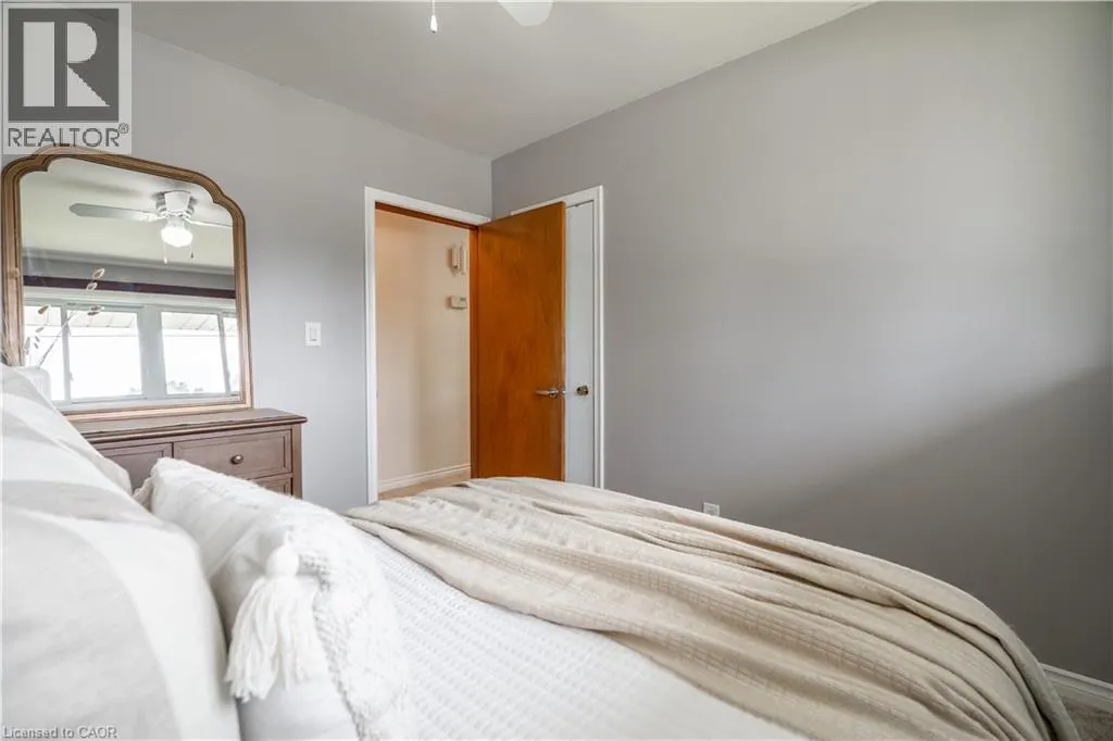 7 KENWOOD Crescent