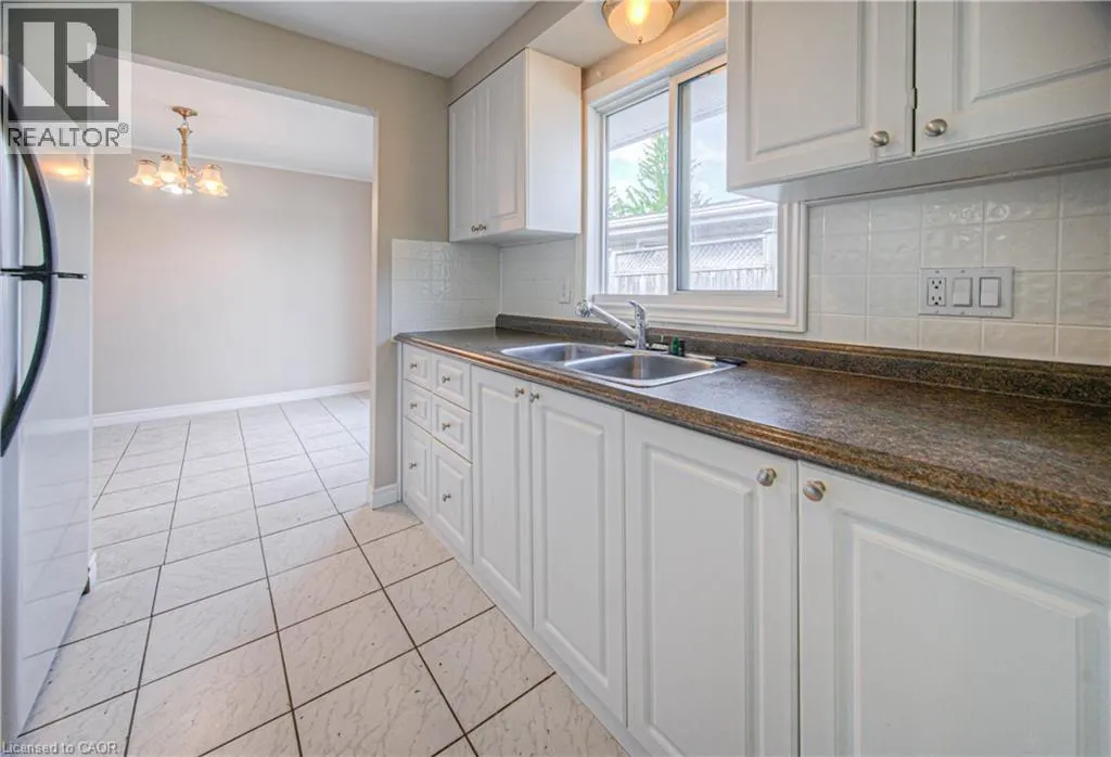 119 KINGSWOOD Drive