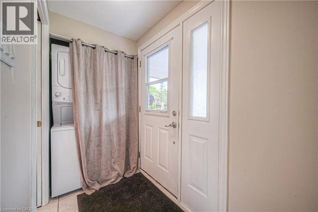 119 KINGSWOOD Drive
