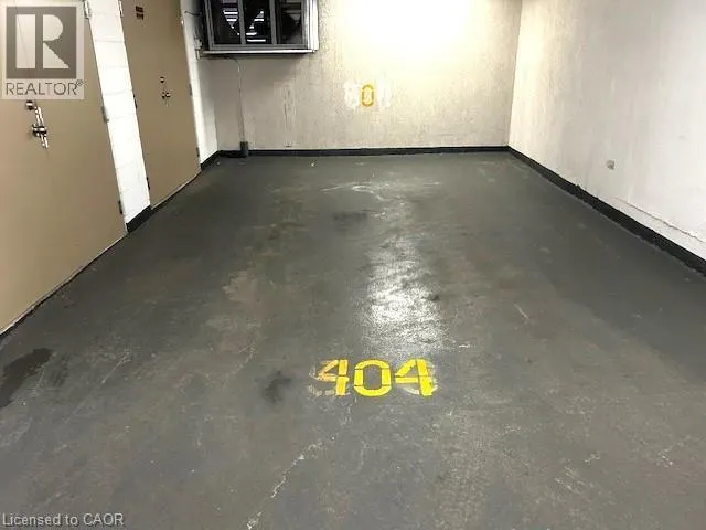 47 CAROLINE Street N Unit# 404, #404