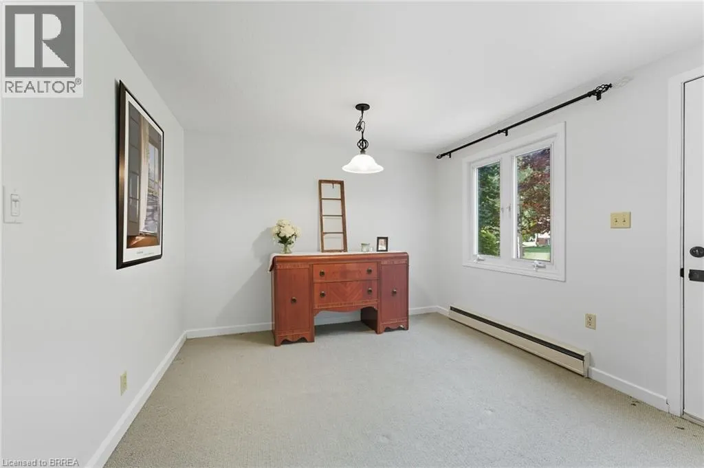 14 JACKSON Heights