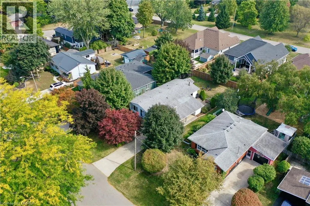 14 JACKSON Heights