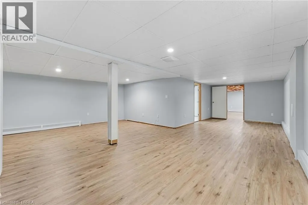 14 JACKSON Heights