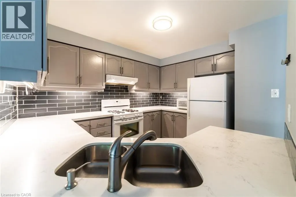 2022 ATKINSON Drive Unit# 11, #11