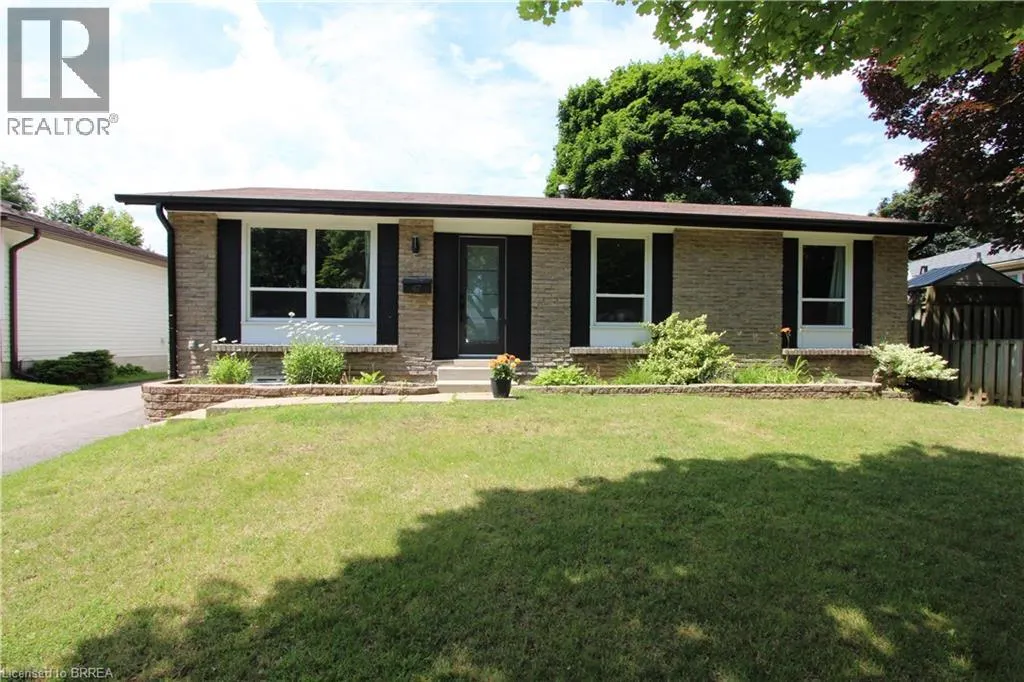 47 UPLANDS Drive Unit# Upper, #Upper