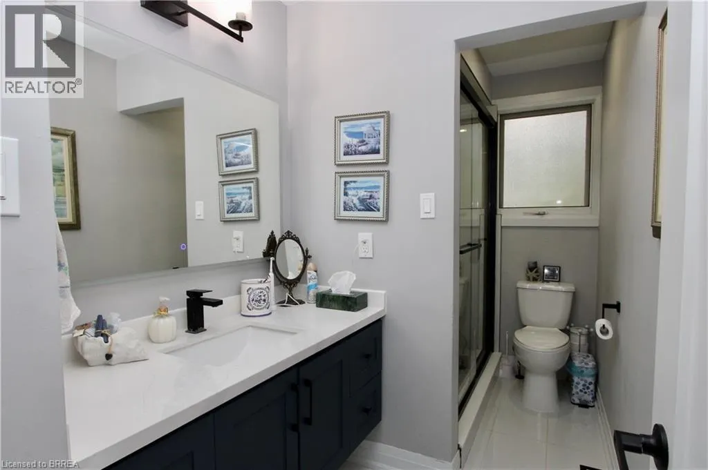 47 UPLANDS Drive Unit# Upper, #Upper