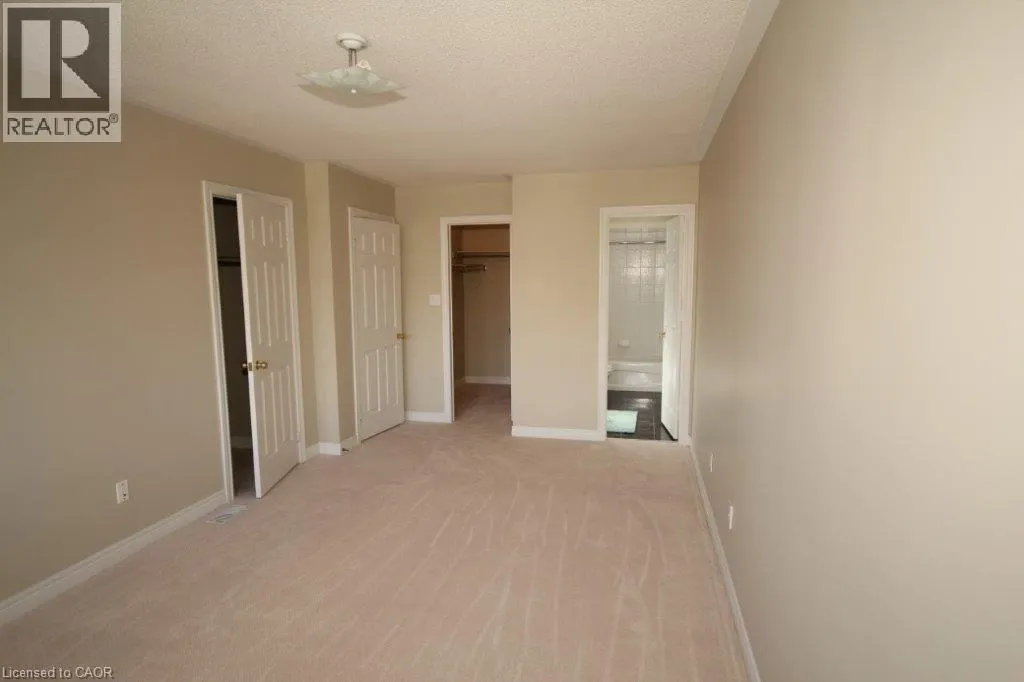 2529 LONGRIDGE Crescent
