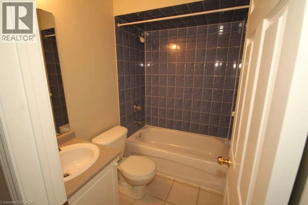 2529 LONGRIDGE Crescent