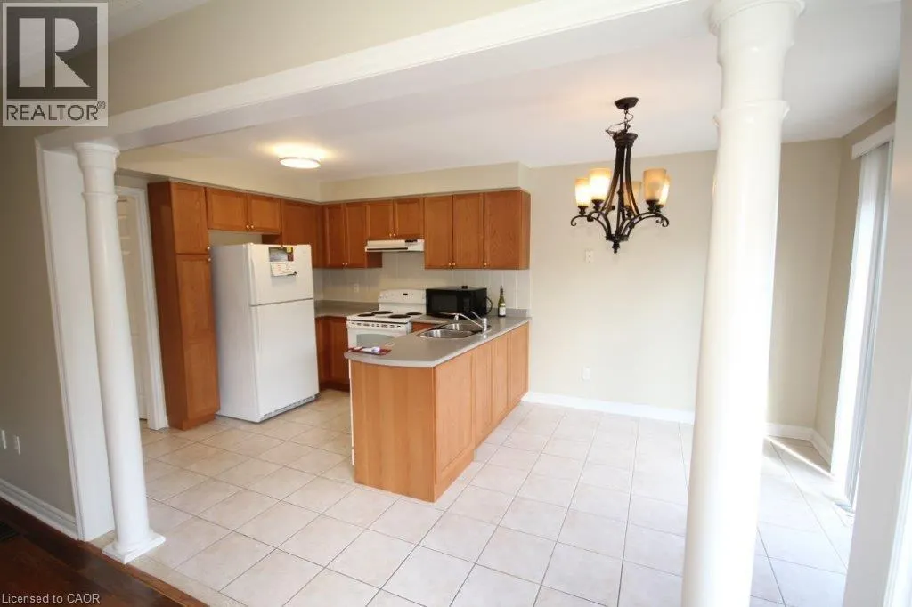 2529 LONGRIDGE Crescent