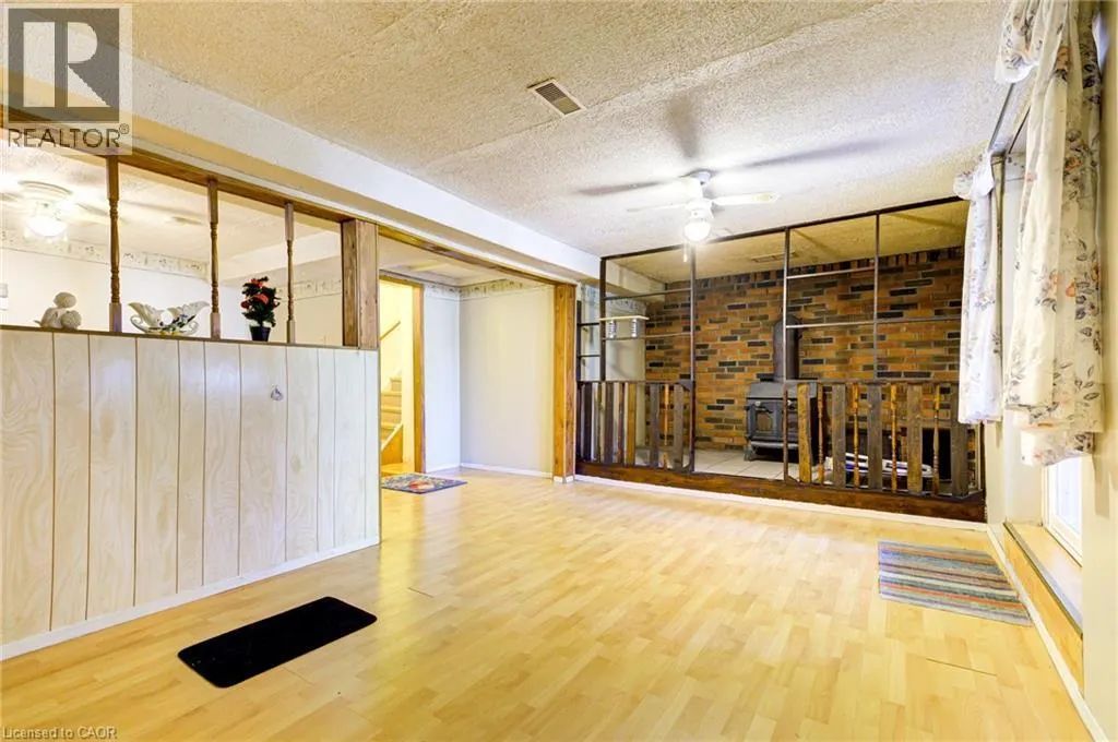 53 MOSCRIP Road