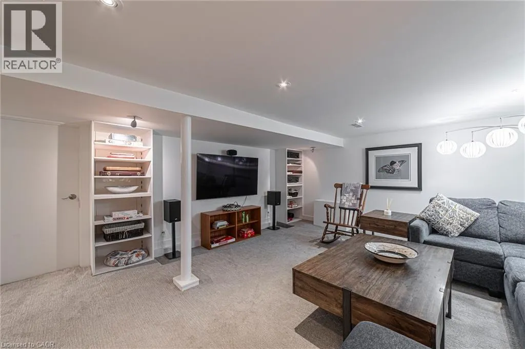 38 KENMORE Road