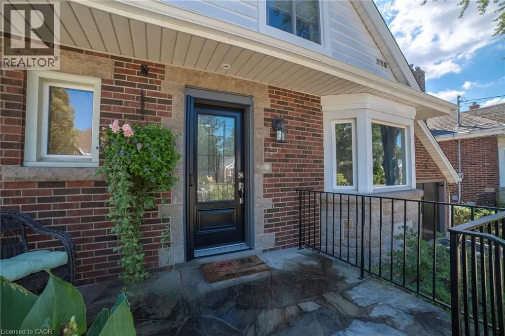 38 KENMORE Road