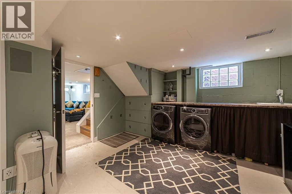 38 KENMORE Road