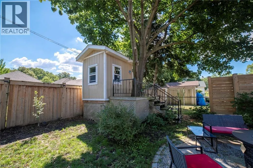 38 KENMORE Road