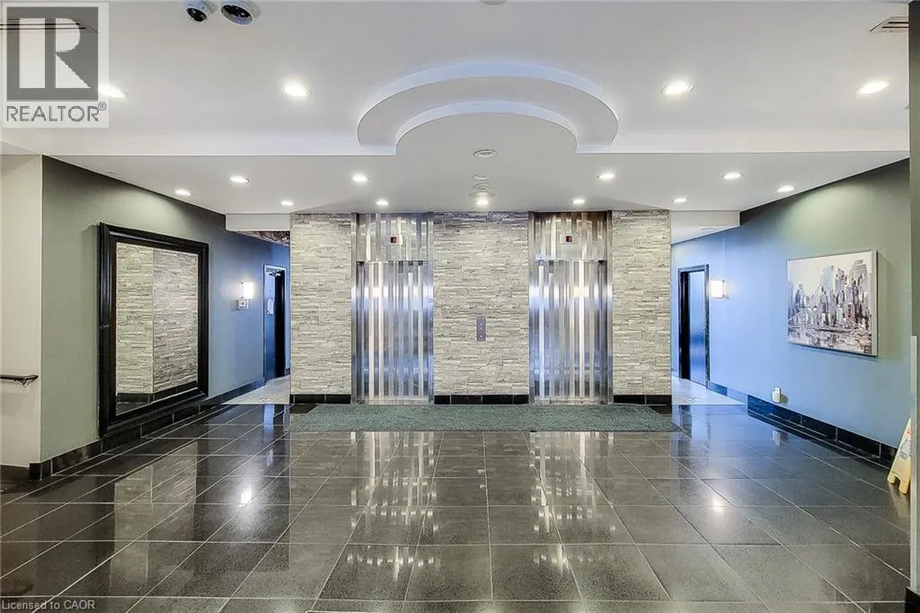 135 JAMES Street S Unit# 402, #402