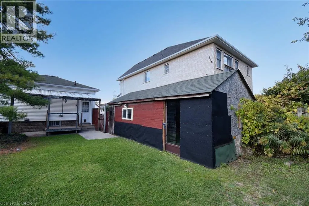 17 CRAIGROYSTON Road