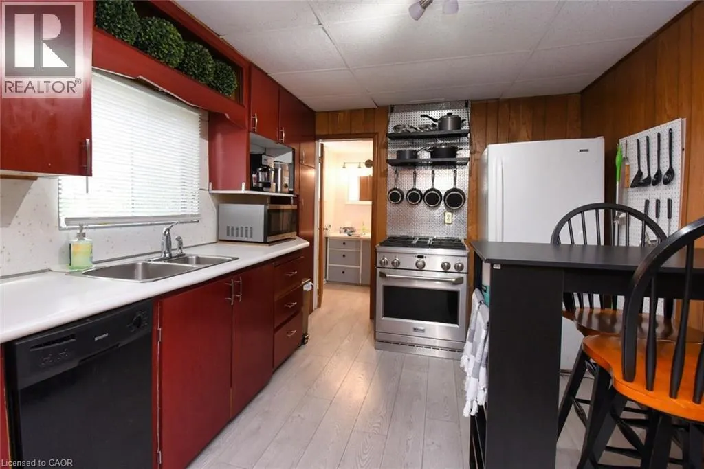 17 CRAIGROYSTON Road