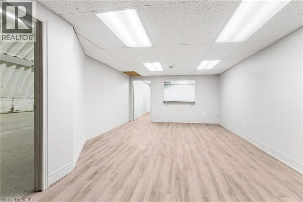 389 PARIS Road Unit# C, #C