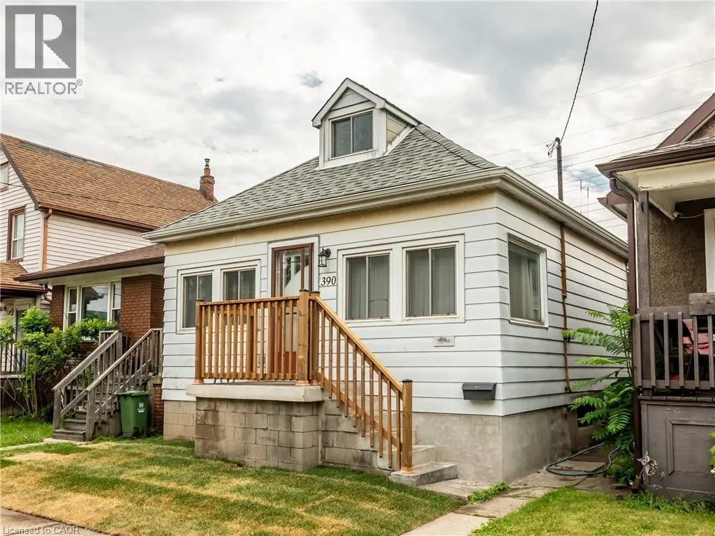 390 PALING Avenue