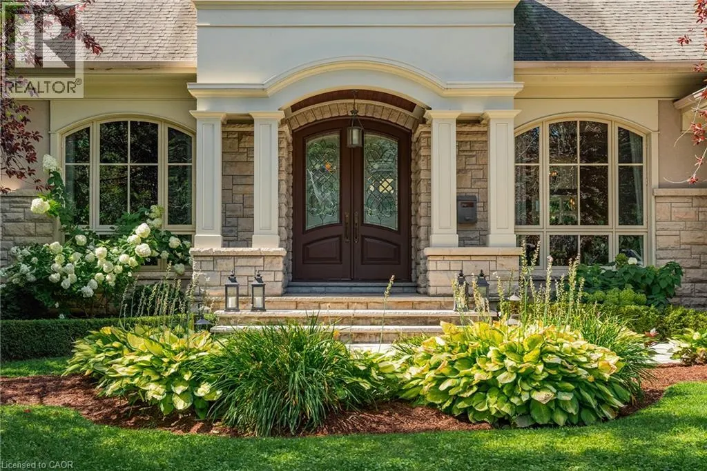 38 SHOREWOOD Place