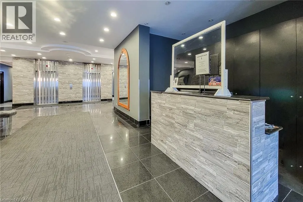 135 JAMES Street S Unit# 402, #402