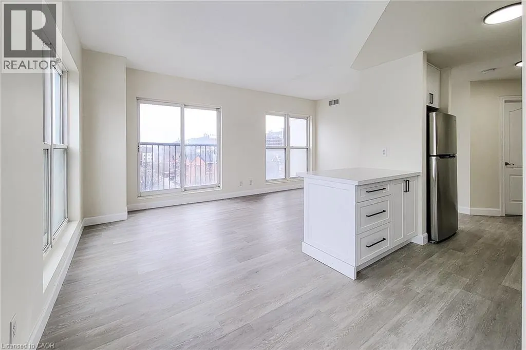 135 JAMES Street S Unit# 402, #402