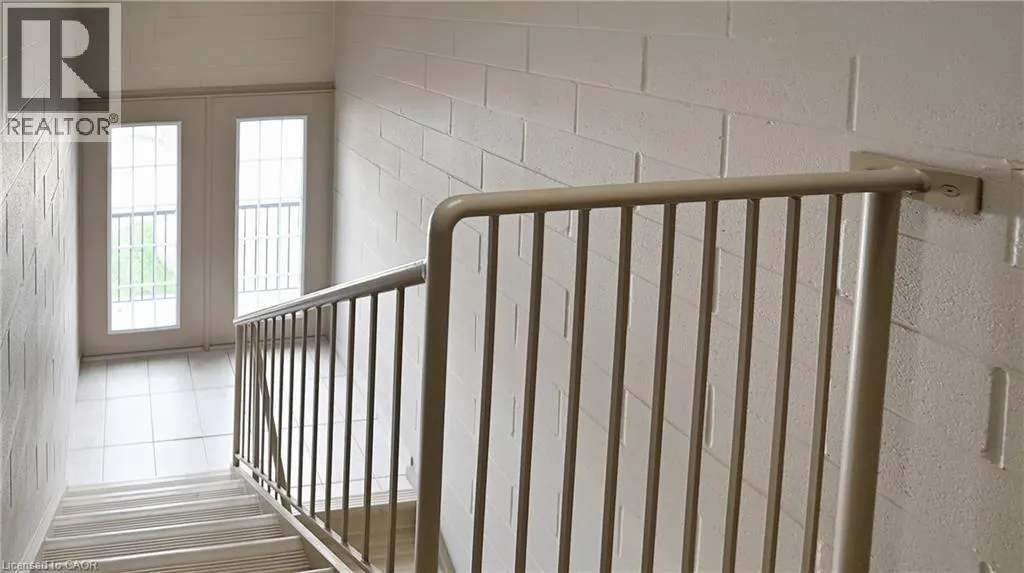 950 HIGHLAND Road W Unit# #6, ##6