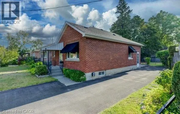 255 GRAND Street